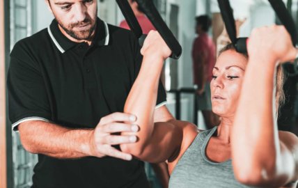 13 exercices de TRX à faire chez soi