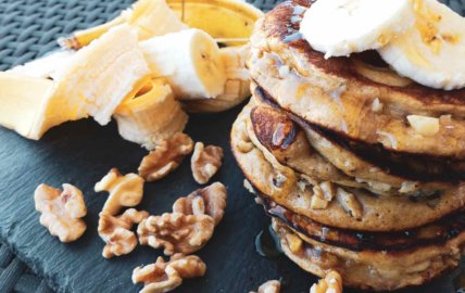 Pancakes banane et noix
